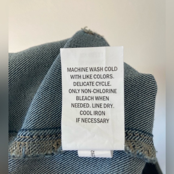 ✨NWT✨ Falls Creek Flare Jeans (Size 16) - Picture 9 of 9